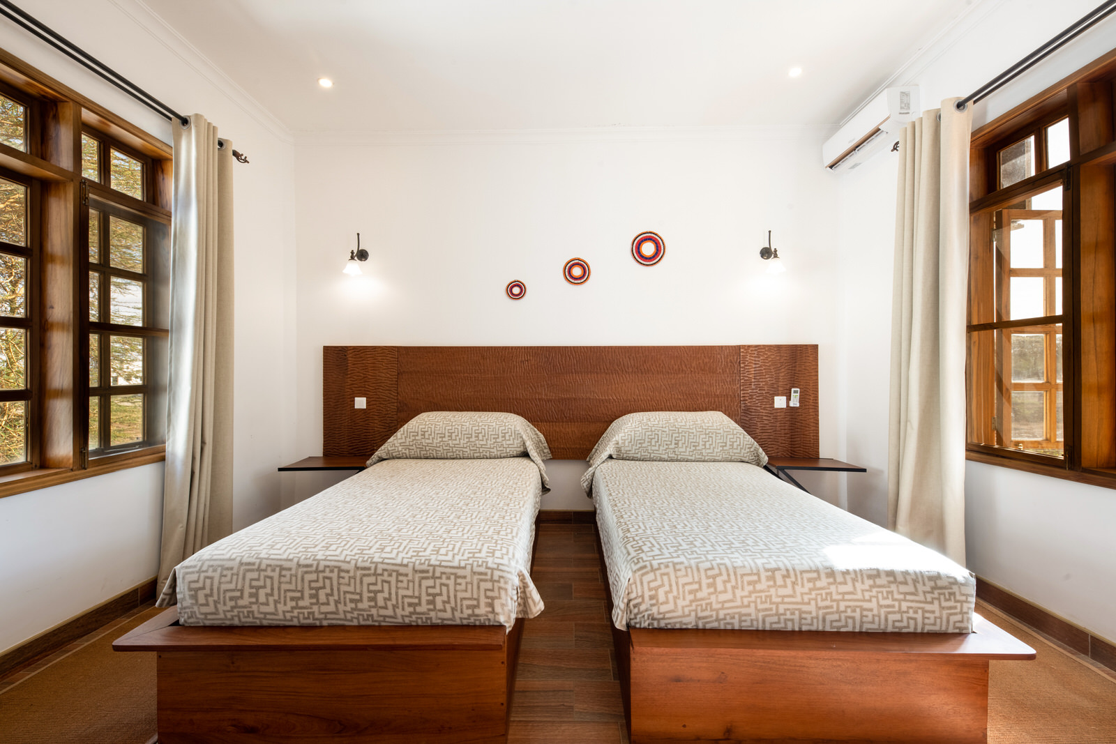 Kahawa House - Image 2