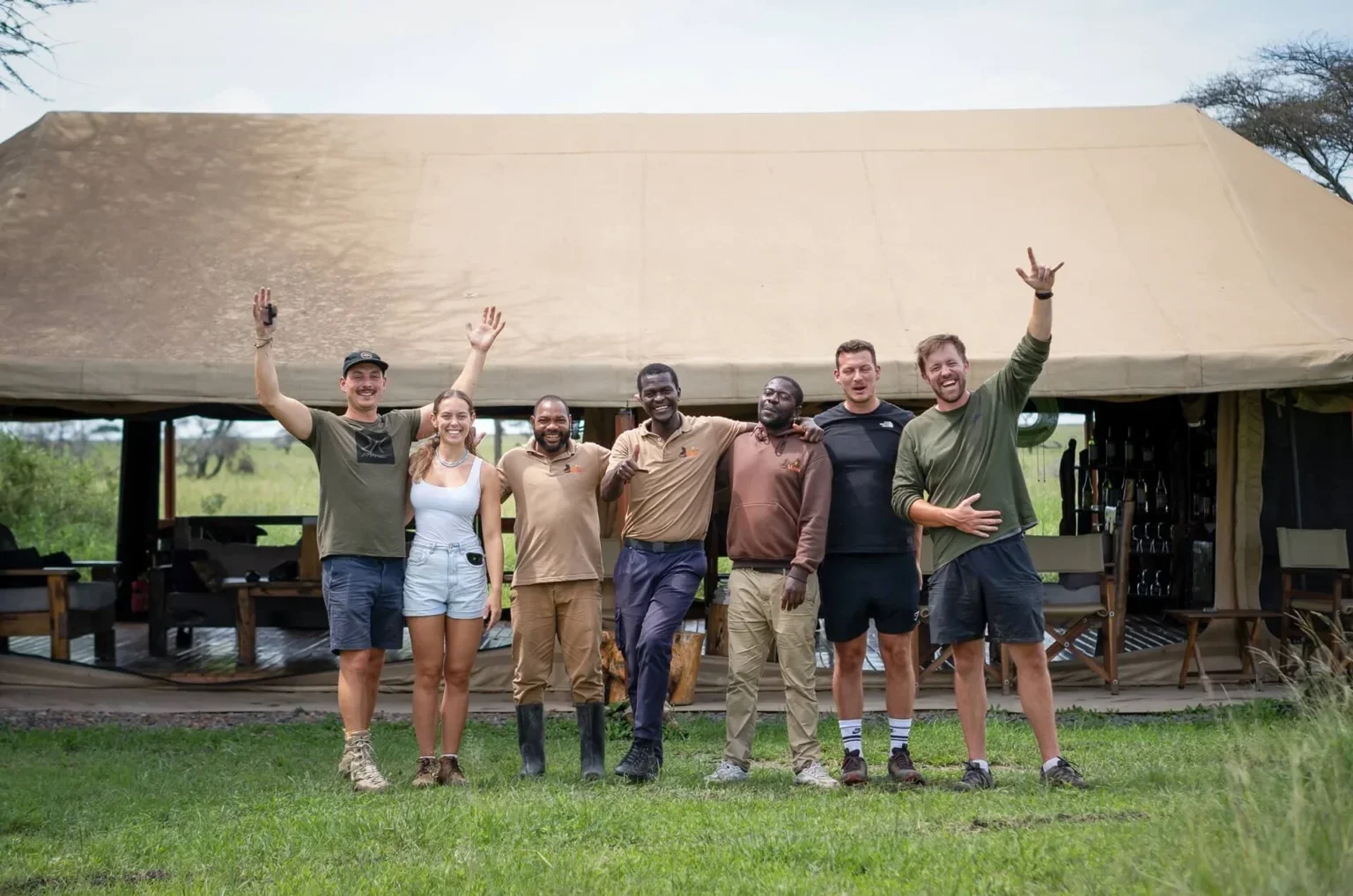 Gnu Mara River Camp