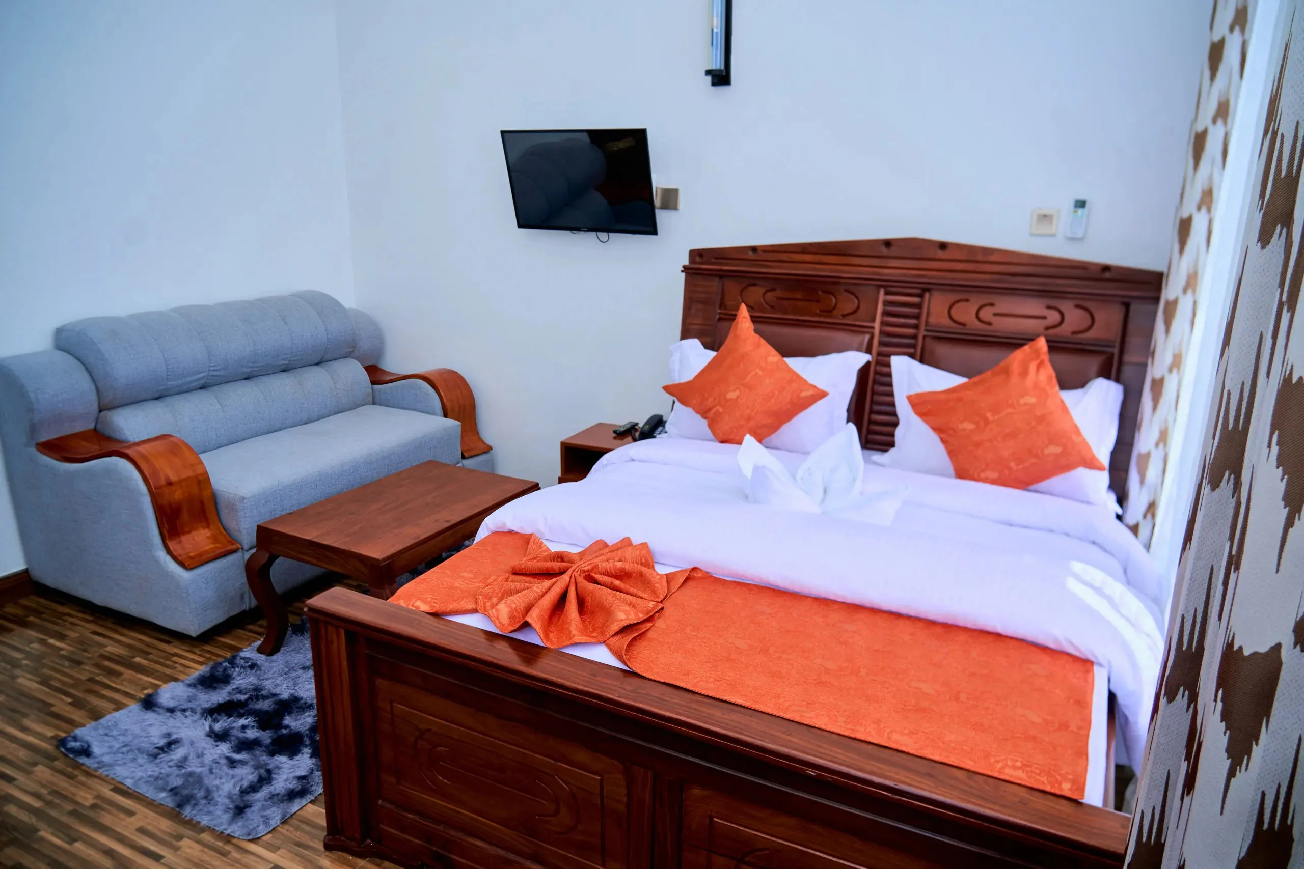 Sumni Hotel